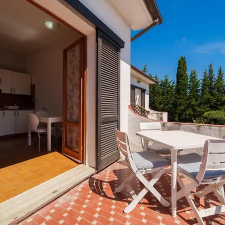 Apartment I Due Golfi - Goelba *