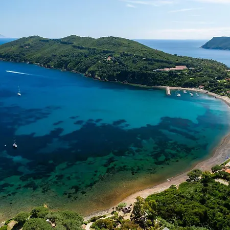 I Due Golfi - Goelba Apartamento